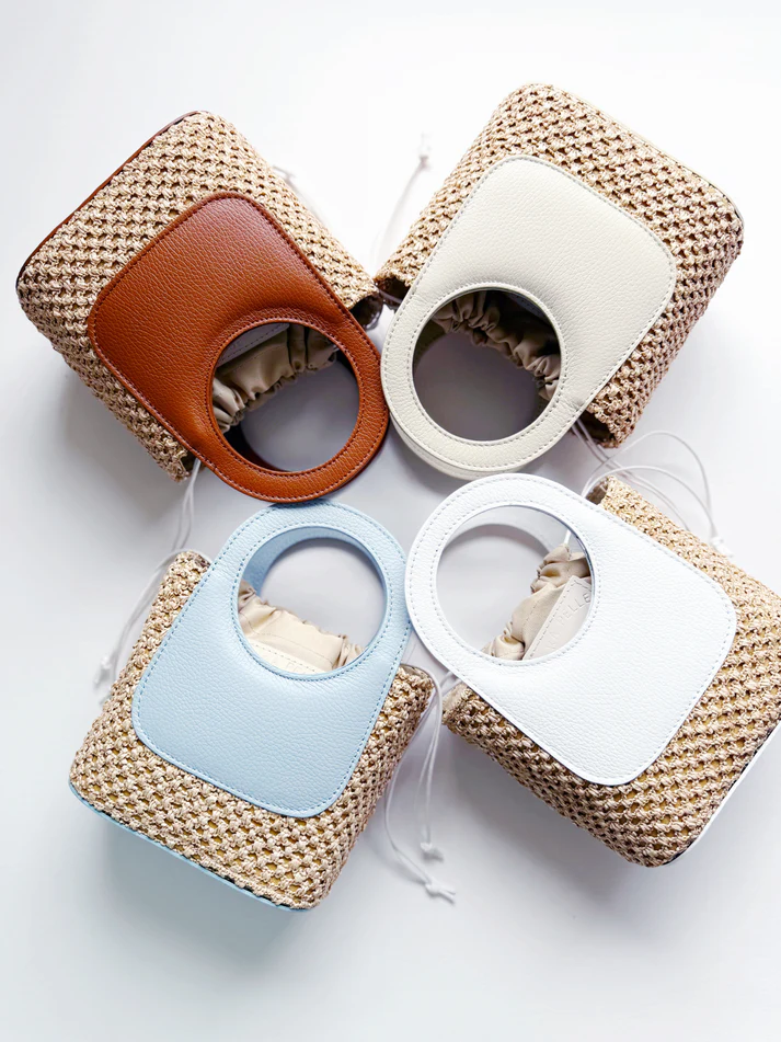 White Raffia Circle Mini Tote - Image 5